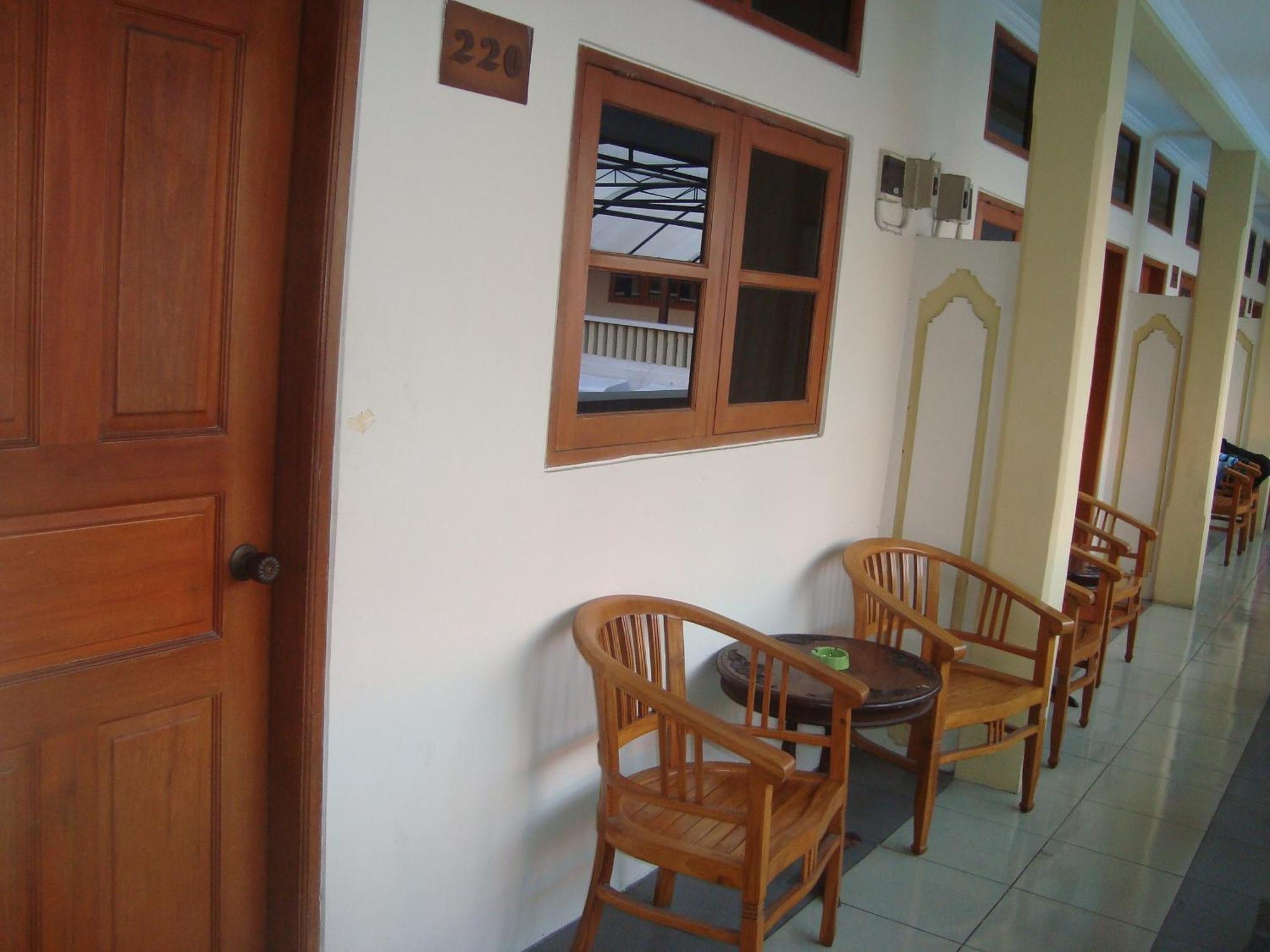 Rosani Hotel Kuta Lombok Kültér fotó