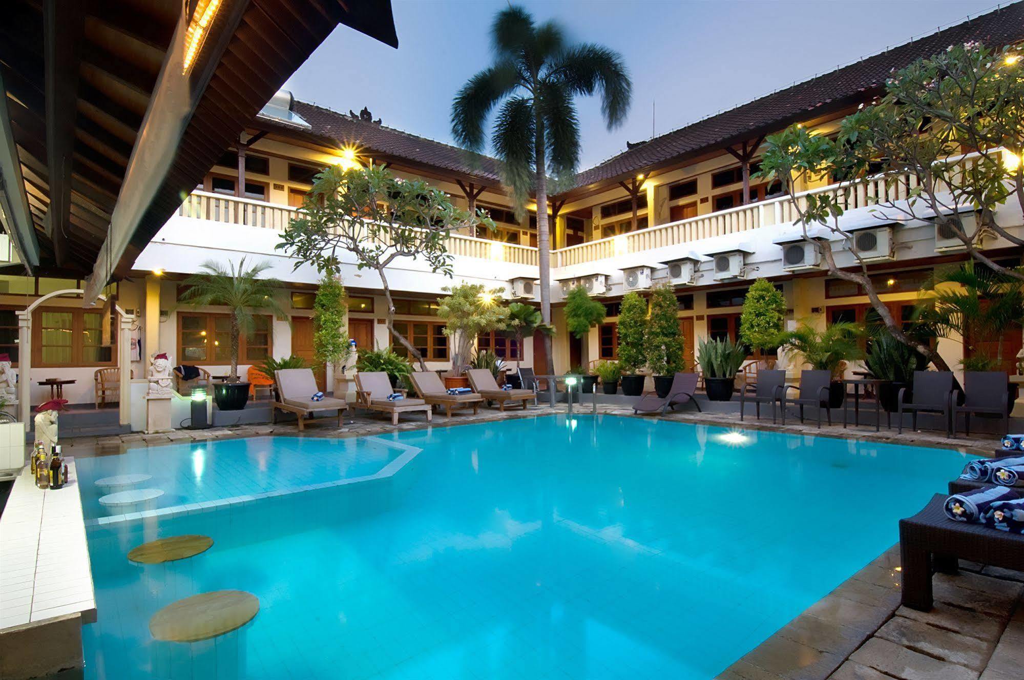 Rosani Hotel Kuta Lombok Kültér fotó